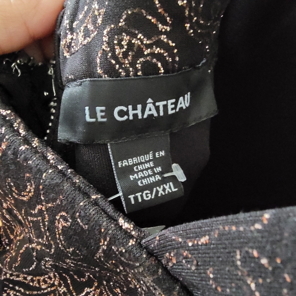 NWT Le Chateau sparkle halter dress, size xxl. Colour black/rose gold - Picture 4 of 6